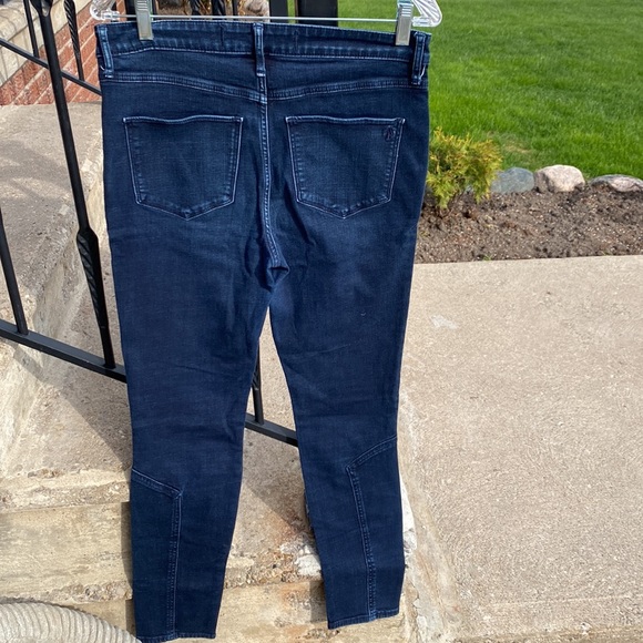 Abercrombie and Finch jeans size 10 - Picture 2 of 4